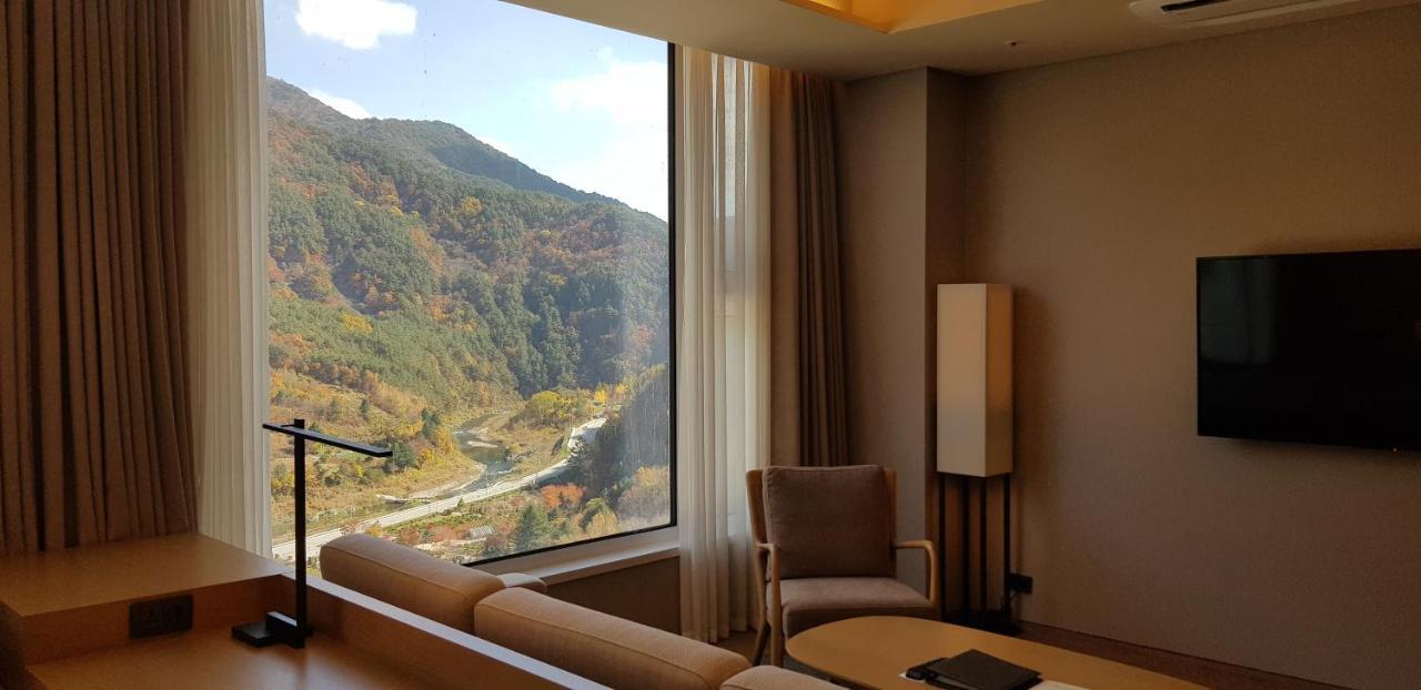 Park Roche Resort & Wellness Jeongseon Exterior photo