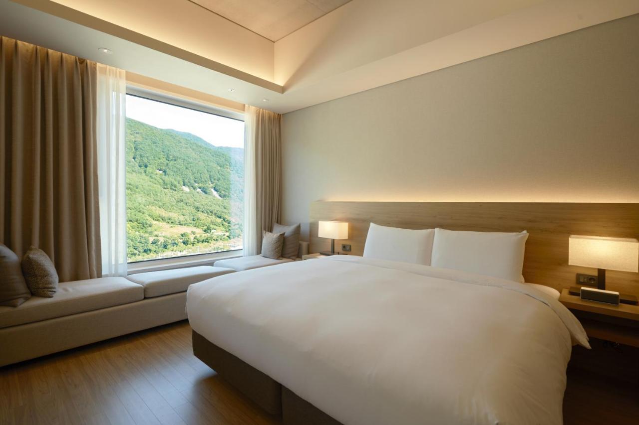 Park Roche Resort & Wellness Jeongseon Exterior photo